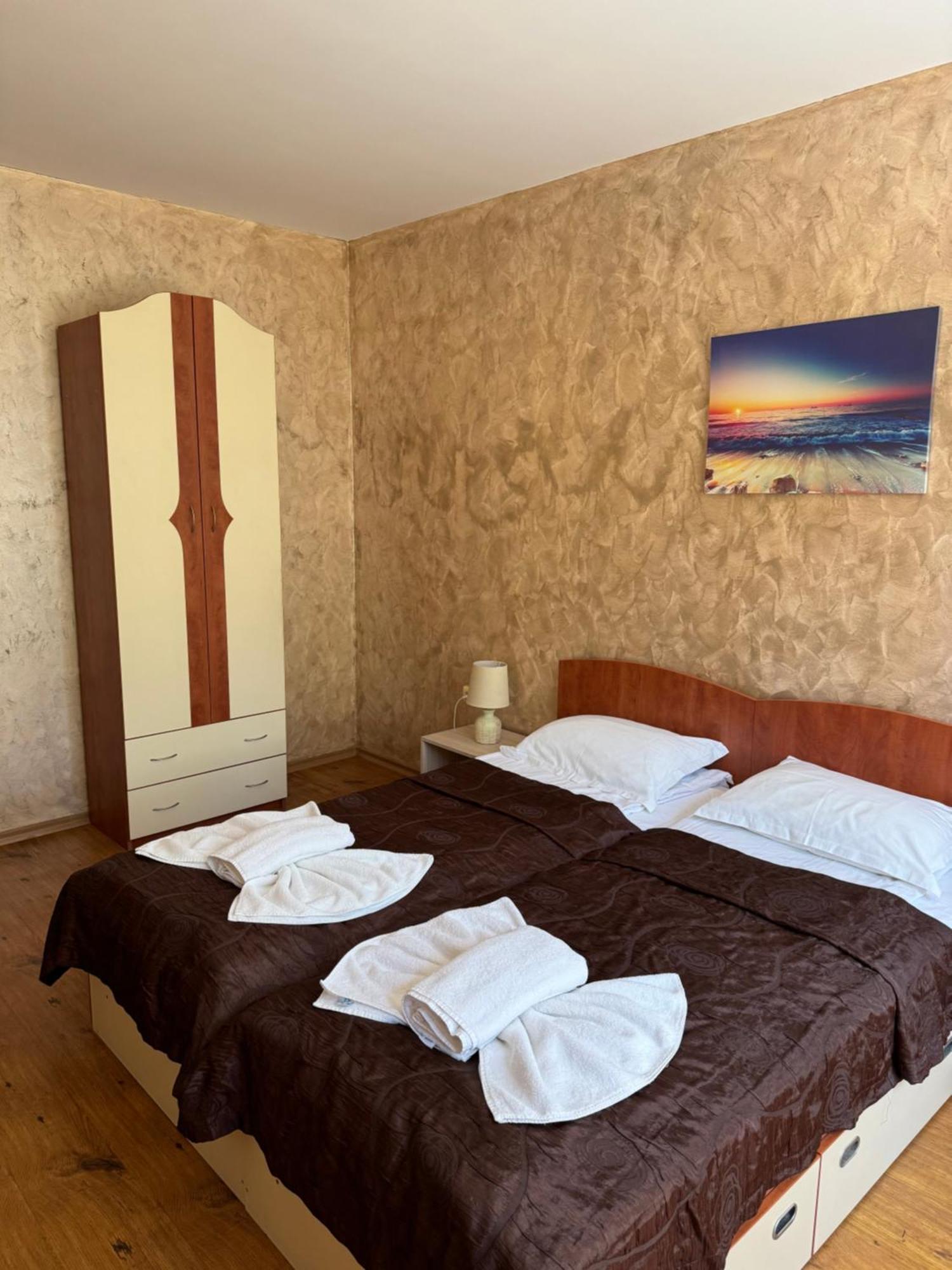 Apartment Robinson Beach Elenite First Line Sveti Vlas Luaran gambar